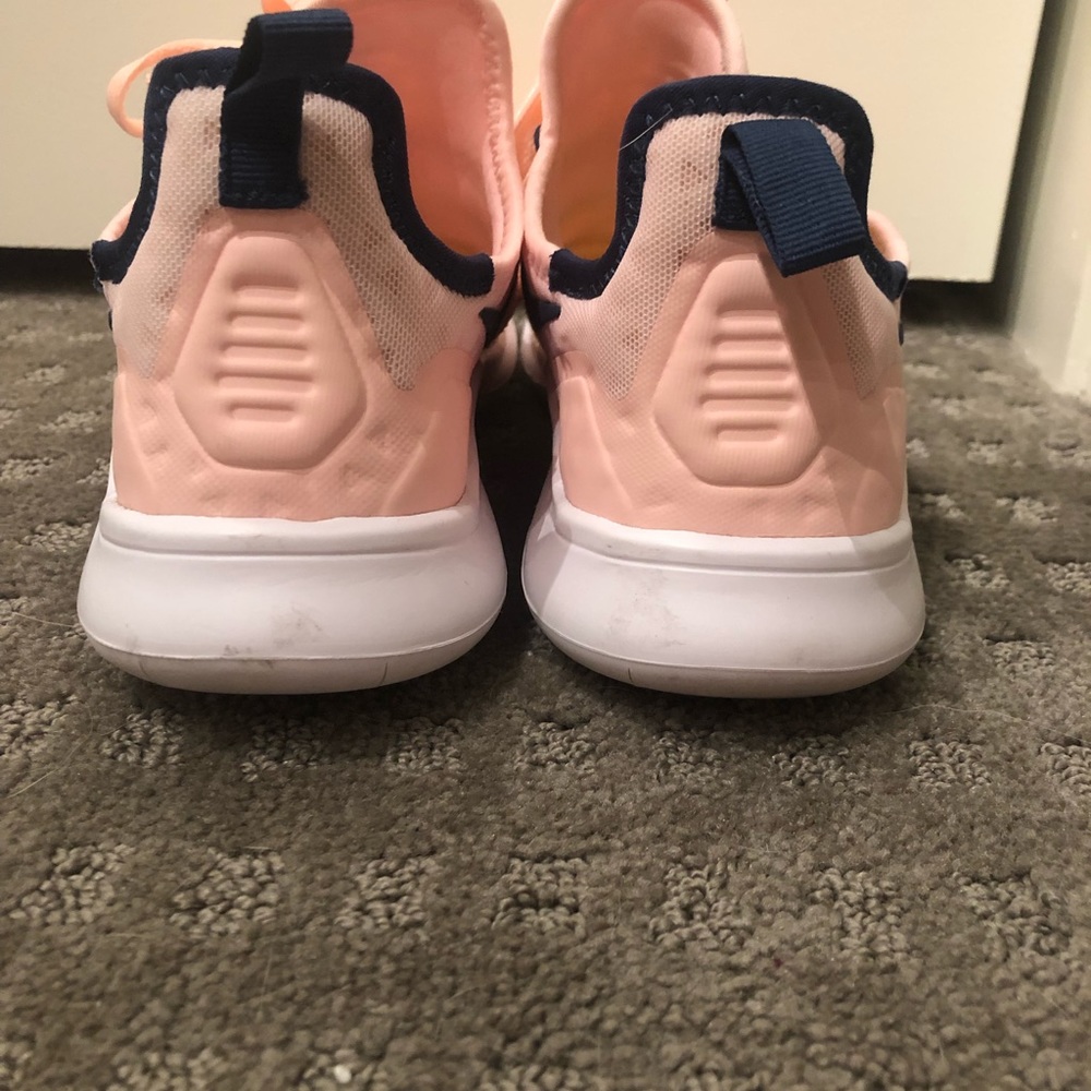 flex tr8 training shoe